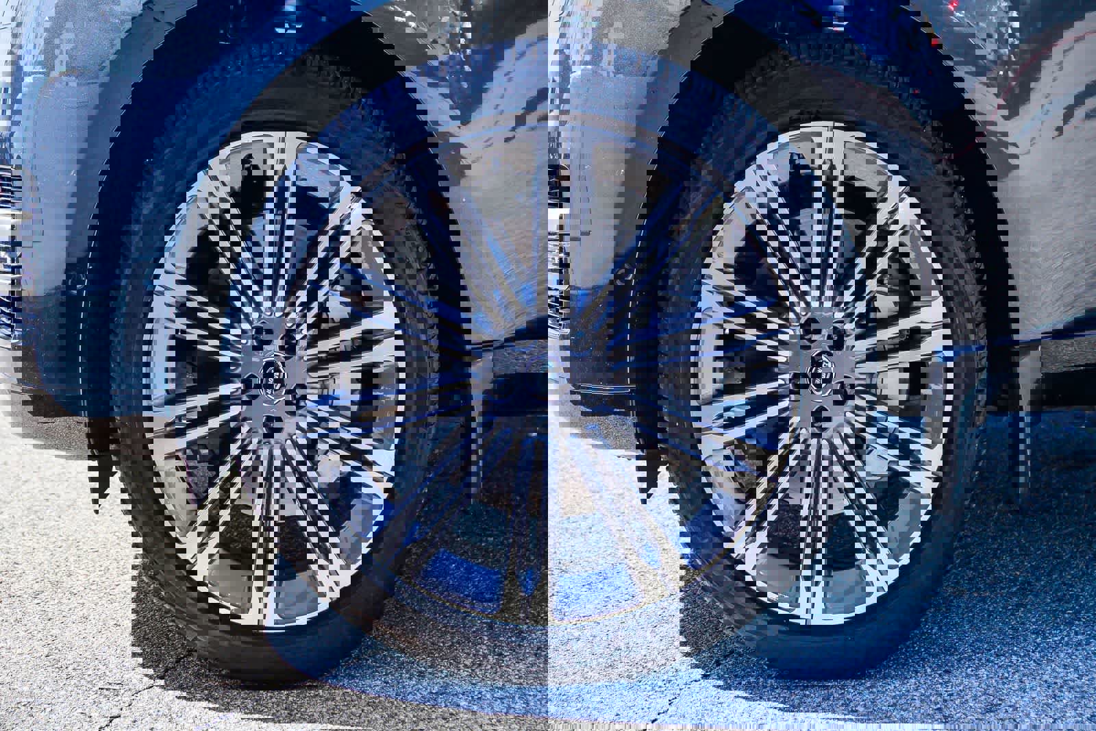 Certified 2024 Land Rover Range Rover SE image 8