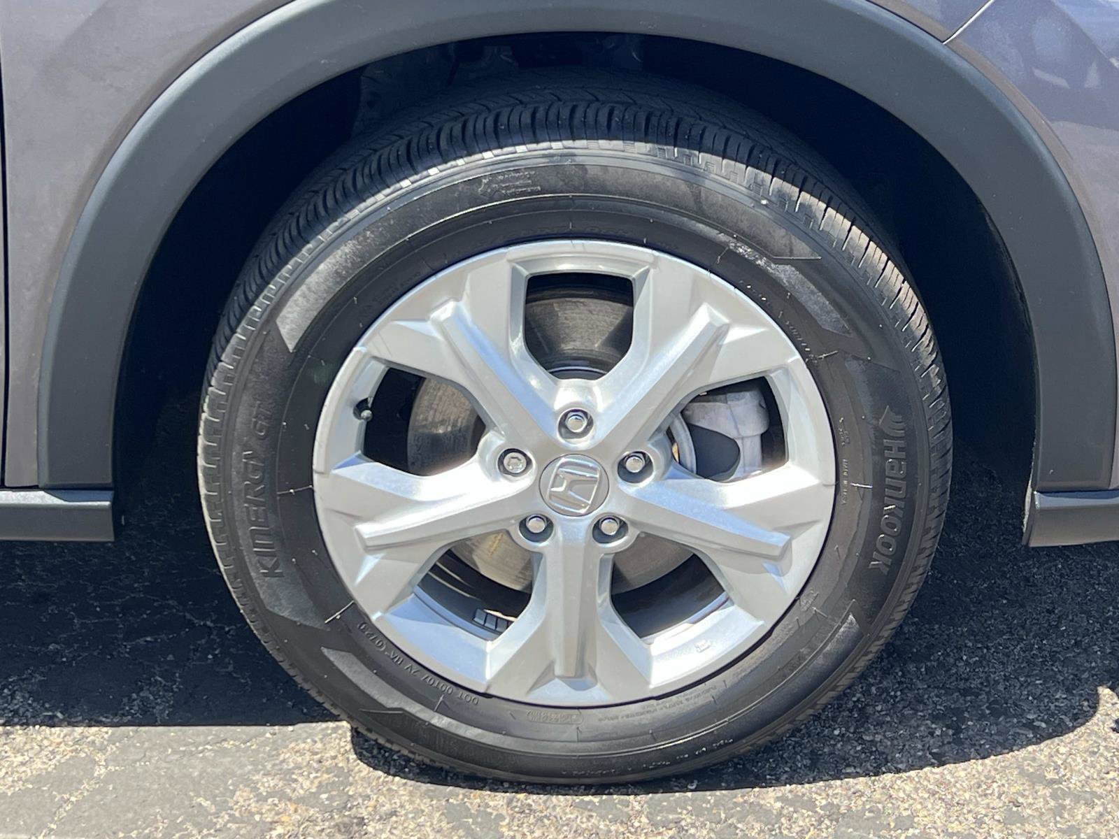 Certified 2023 Honda HR-V LX image 26