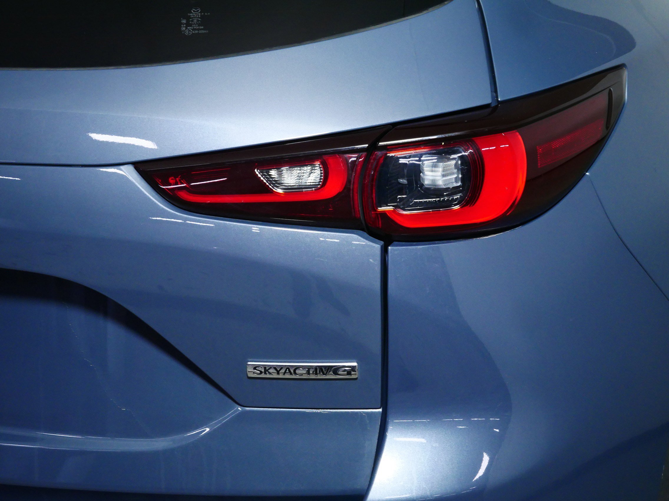 Used 2023 MAZDA CX-5 Carbon Edition image 17