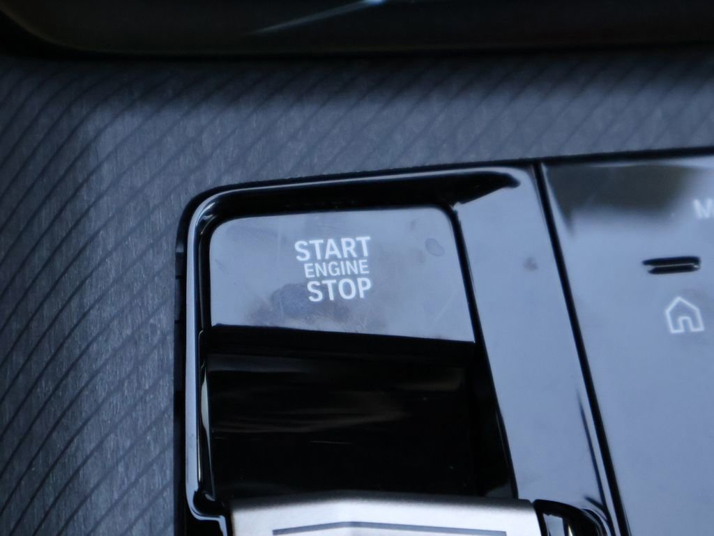 New 2025 BMW X3 xDrive30i w/ Premium Package image 32