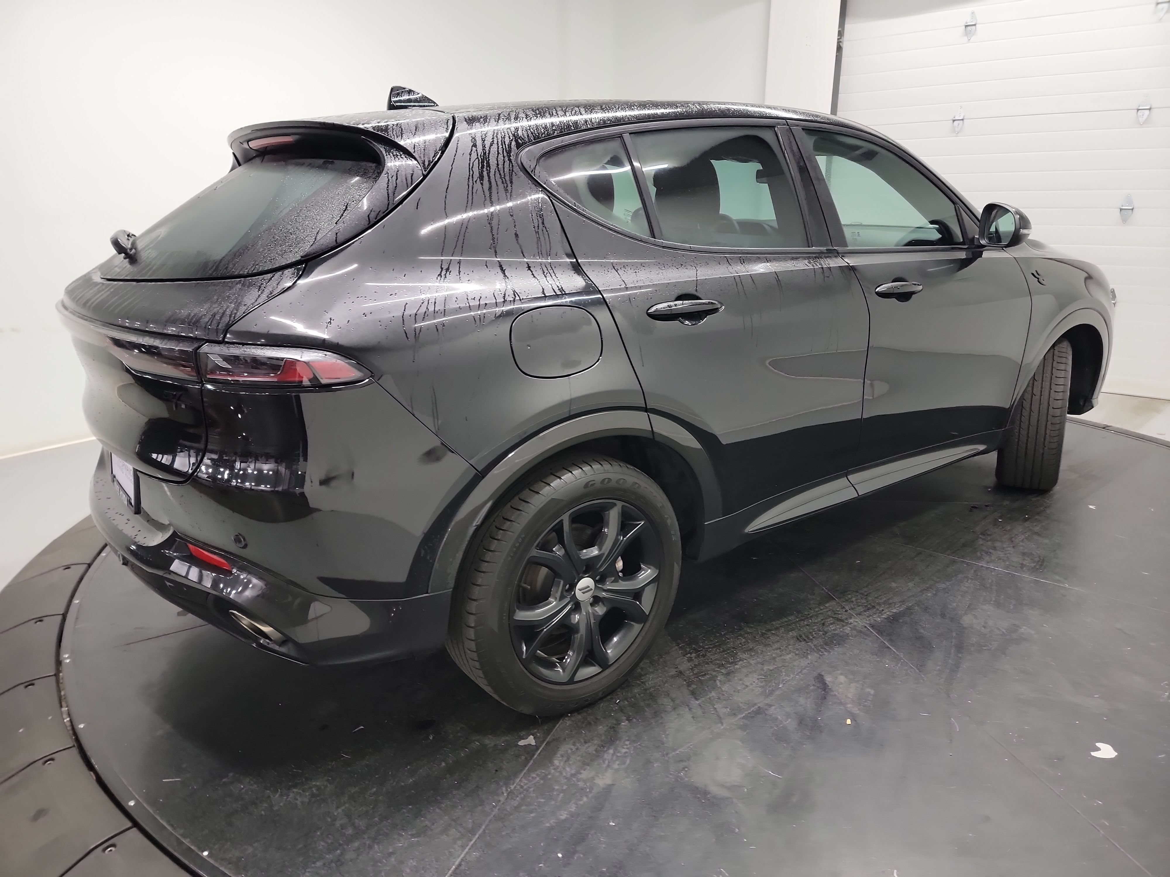 Used 2024 Dodge Hornet R/T Plus w/ R/T Blacktop Package AWD/4WD image 9