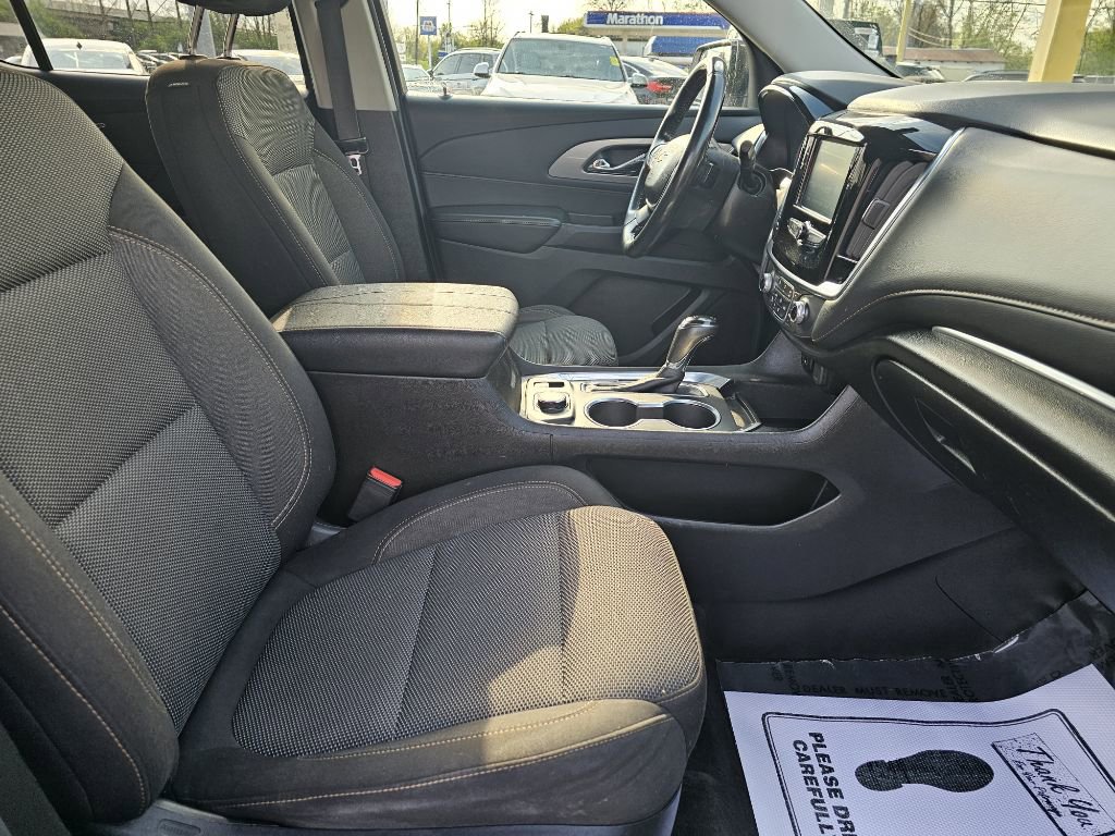 Used 2019 Chevrolet Traverse LT FWD image 35