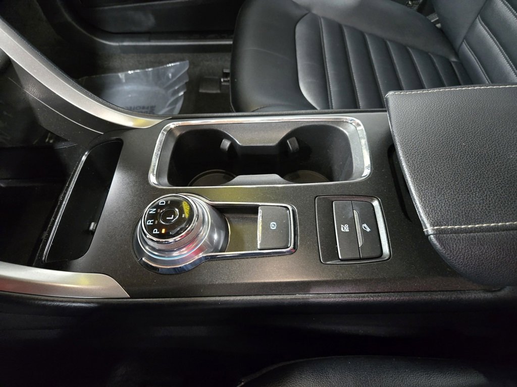 Used 2019 Ford Fusion SEL image 29