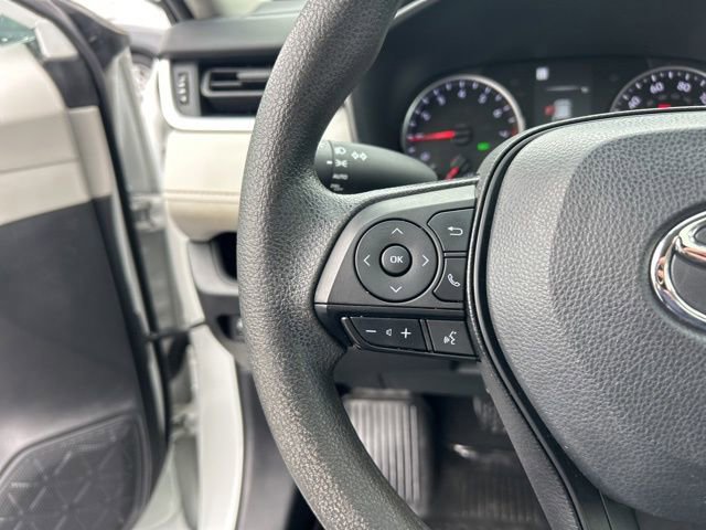 Used 2022 Toyota RAV4 XLE w/ Convenience Package image 22
