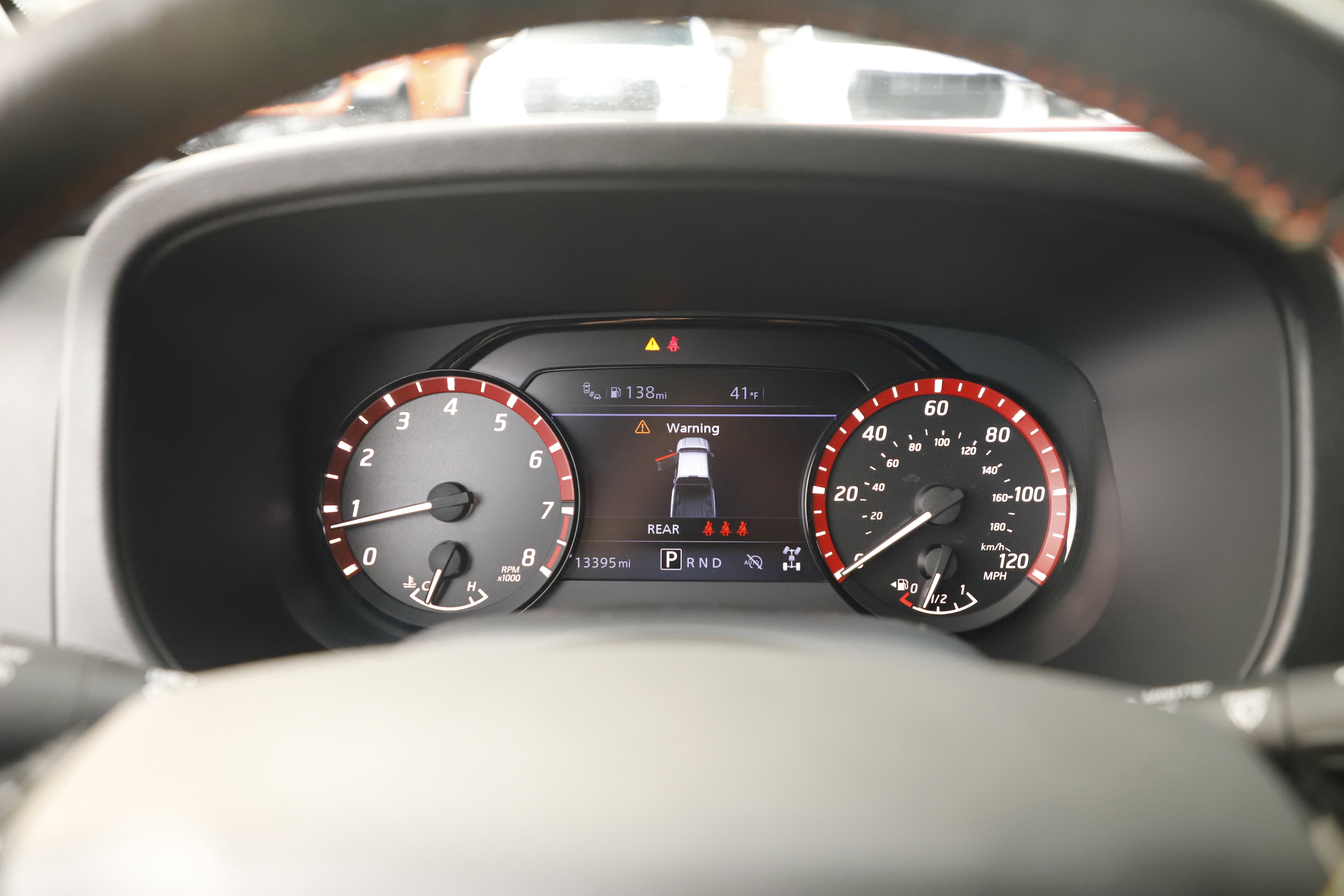 Used 2024 Nissan Frontier PRO-4X w/ Technology Package image 21