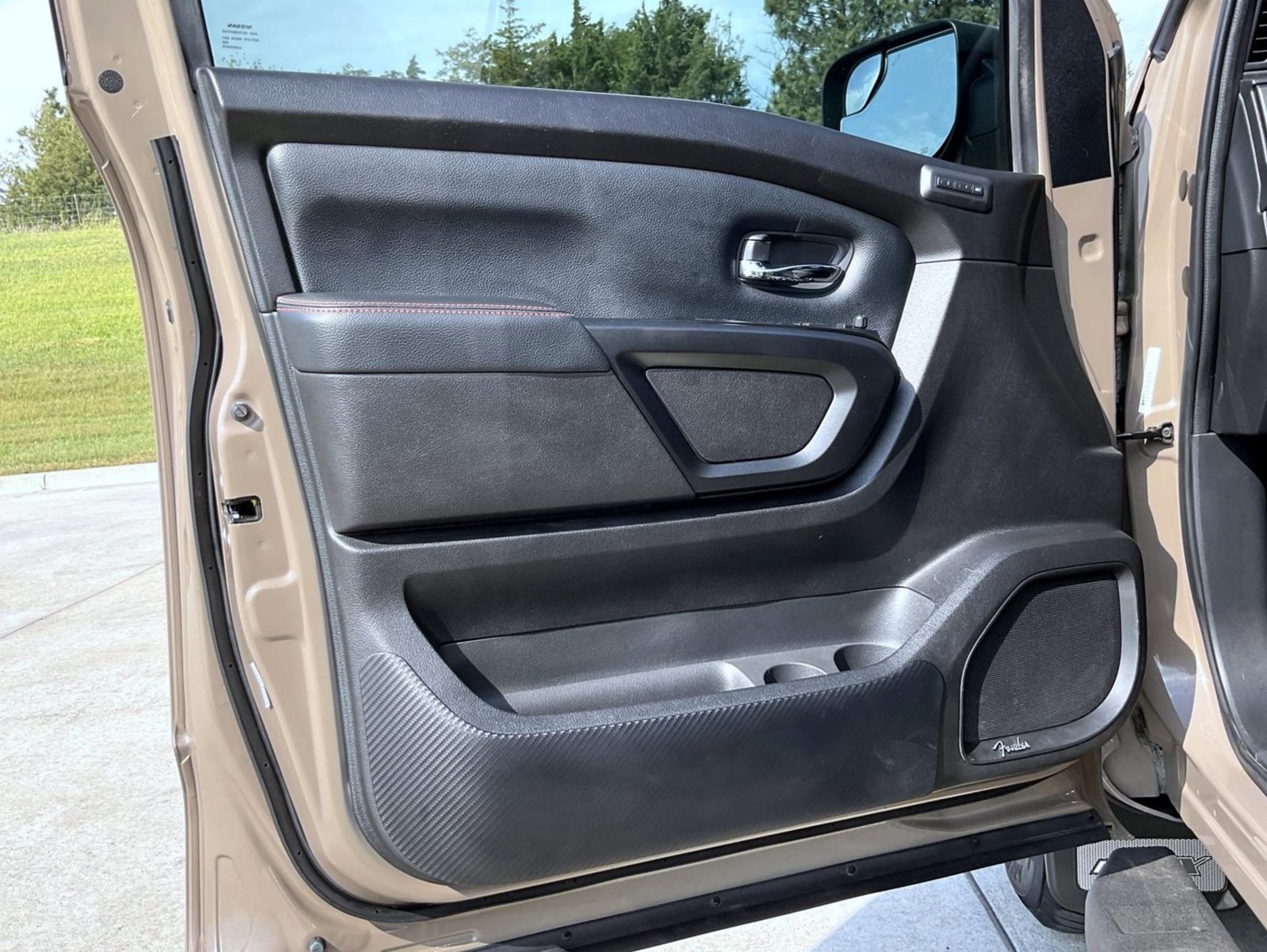 Certified 2023 Nissan Titan PRO-4X w/ Pro-4x Convenience Package AWD/4WD image 9
