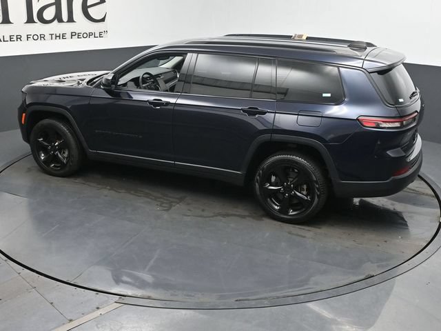 Used 2024 Jeep Grand Cherokee L Limited w/ Black Appearance Package AWD/4WD image 43