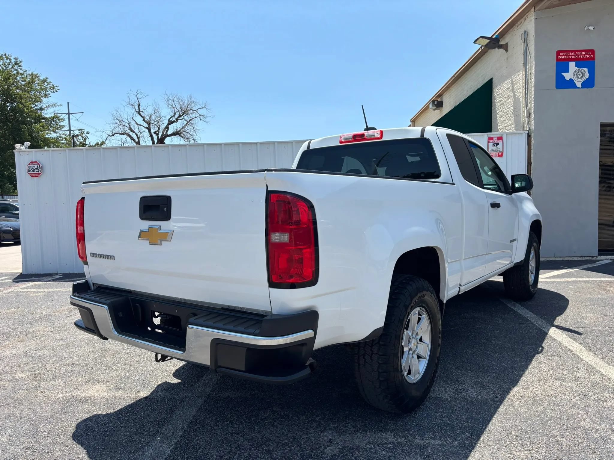 Used 2017 Chevrolet Colorado W/T w/ WT Convenience Package RWD image 7