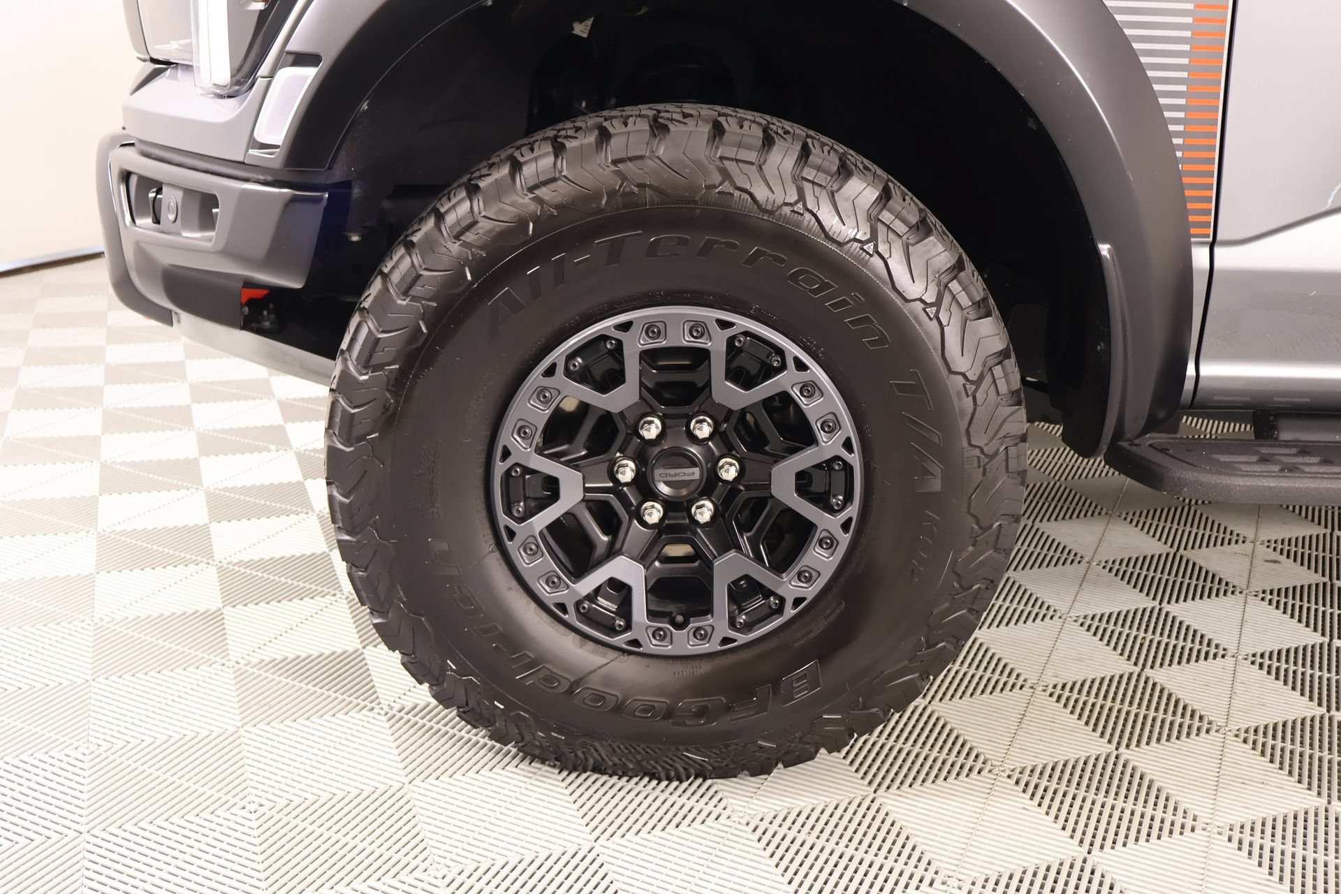 Used 2025 Ford F150 Raptor w/ Equipment Group 803A Raptor R AWD/4WD image 20