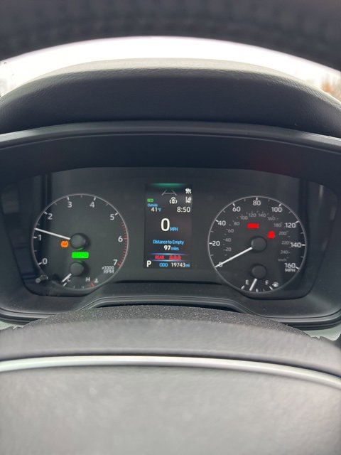 Used 2024 Toyota Corolla SE w/ SE Package image 9