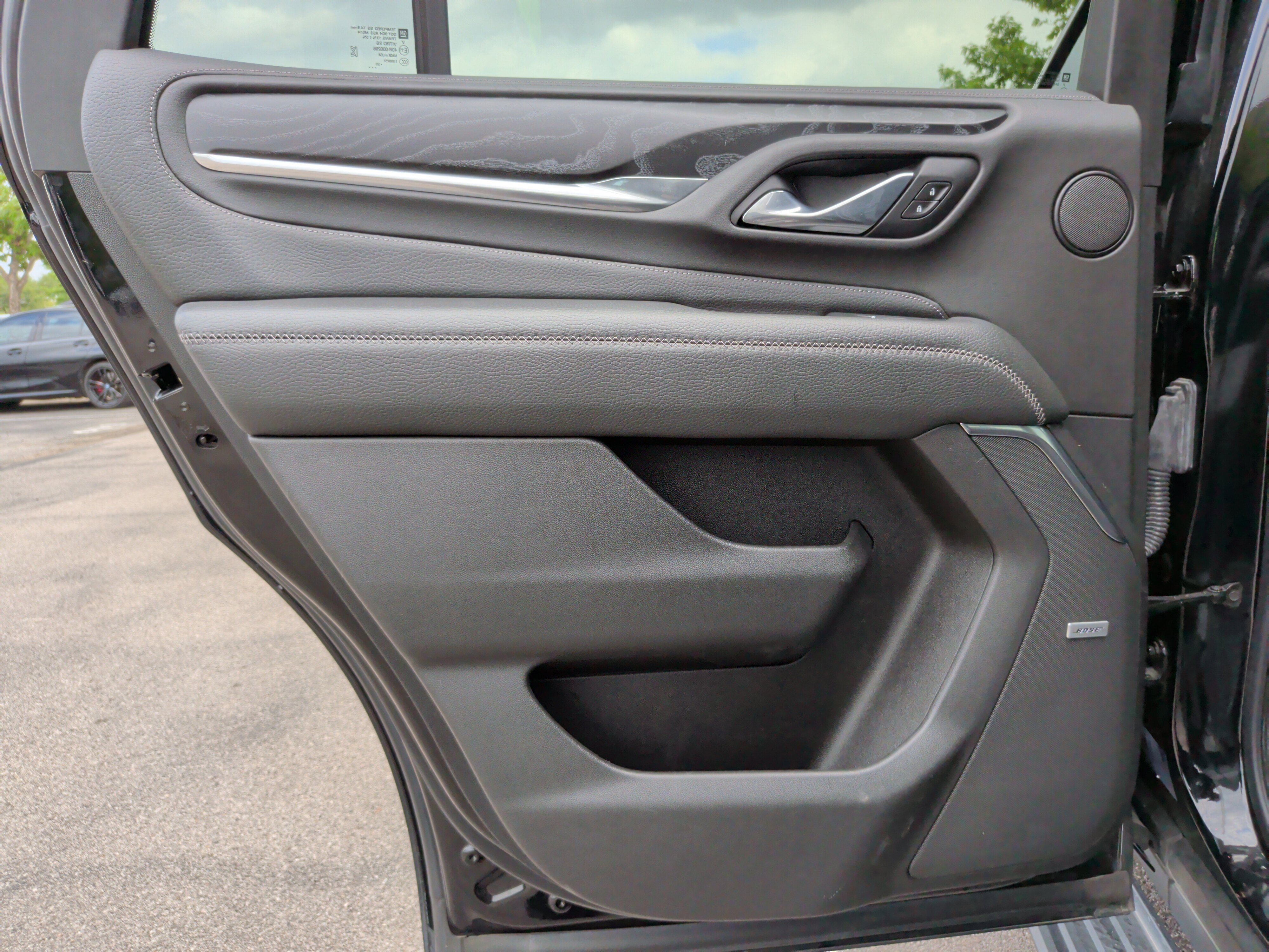 Used 2021 GMC Yukon Denali w/ Denali Premium Package image 41