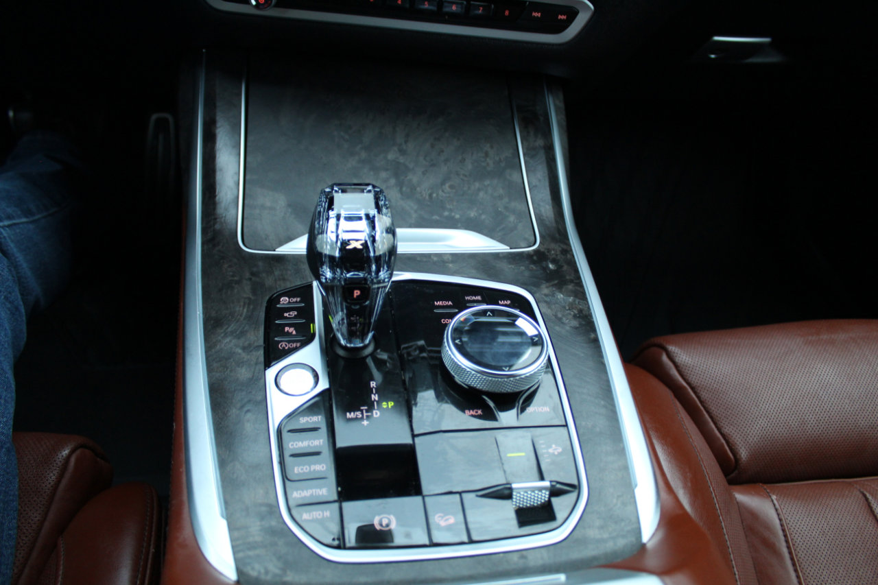 Used 2019 BMW X7 xDrive50i w/ Dynamic Handling Package image 18