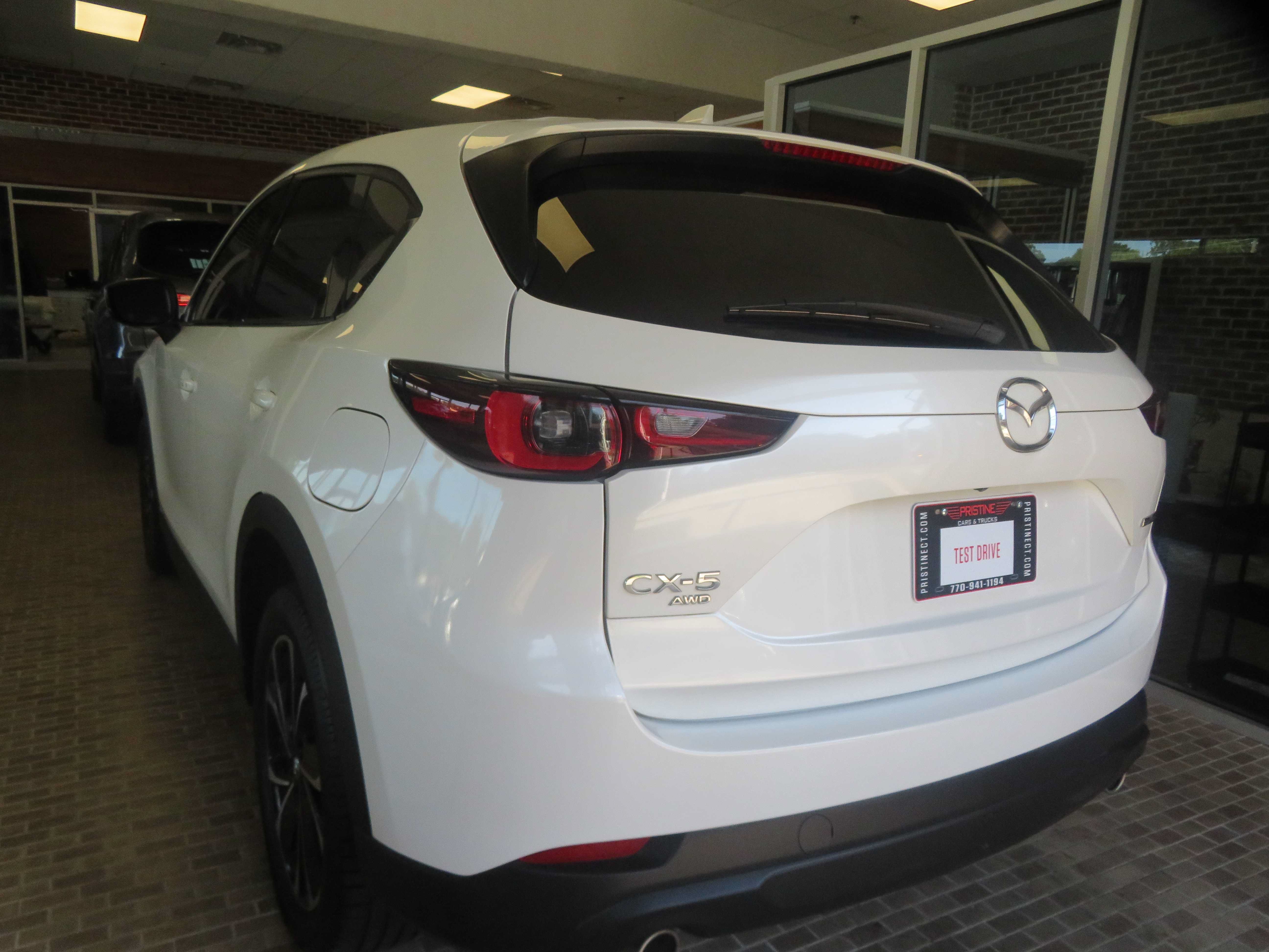 Used 2022 MAZDA CX-5 AWD 2.5 S w/ Premium Package image 6