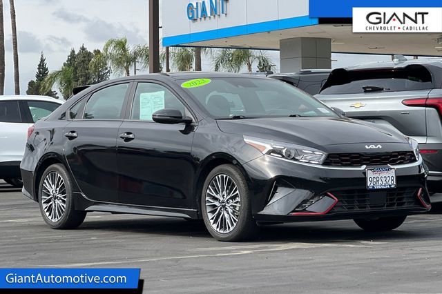Used 2023 Kia Forte GT-Line w/ GT-Line Premium Package FWD image 1