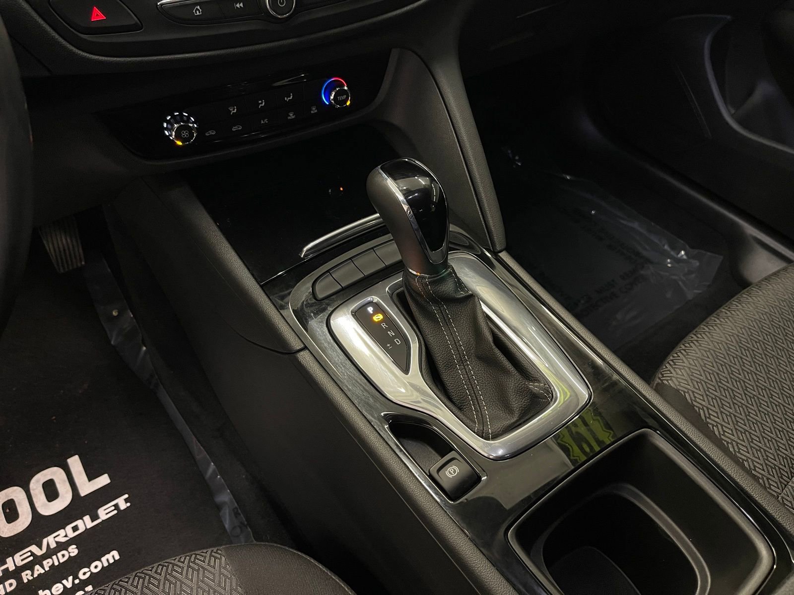 Used 2019 Buick Regal Preferred w/ Driver Confidence Package I image 17