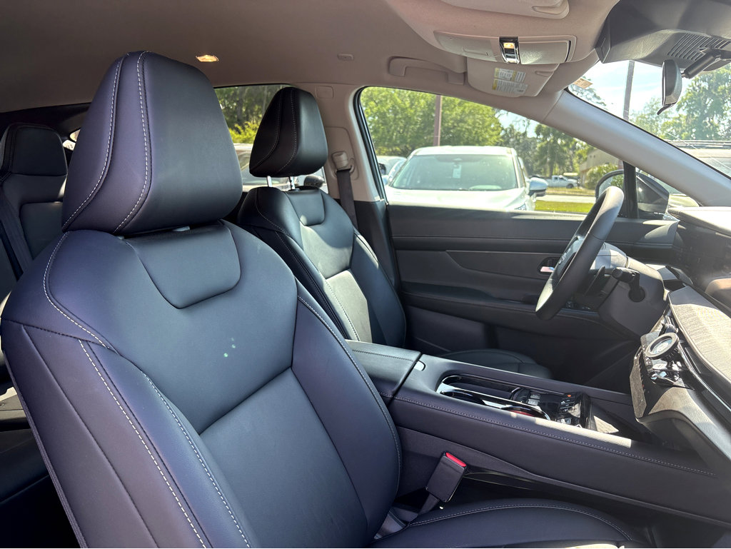 Used 2025 Nissan Murano SV image 10