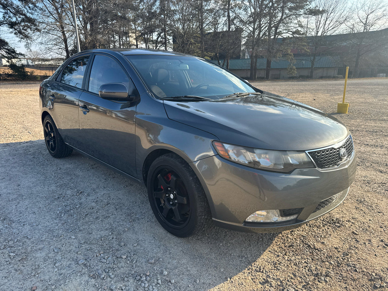 Used 2013 Kia Forte SX image 4