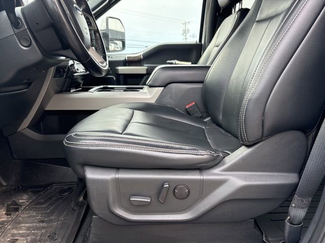 Used 2022 Ford F250 Lariat w/ Lariat Ultimate Package AWD/4WD image 28