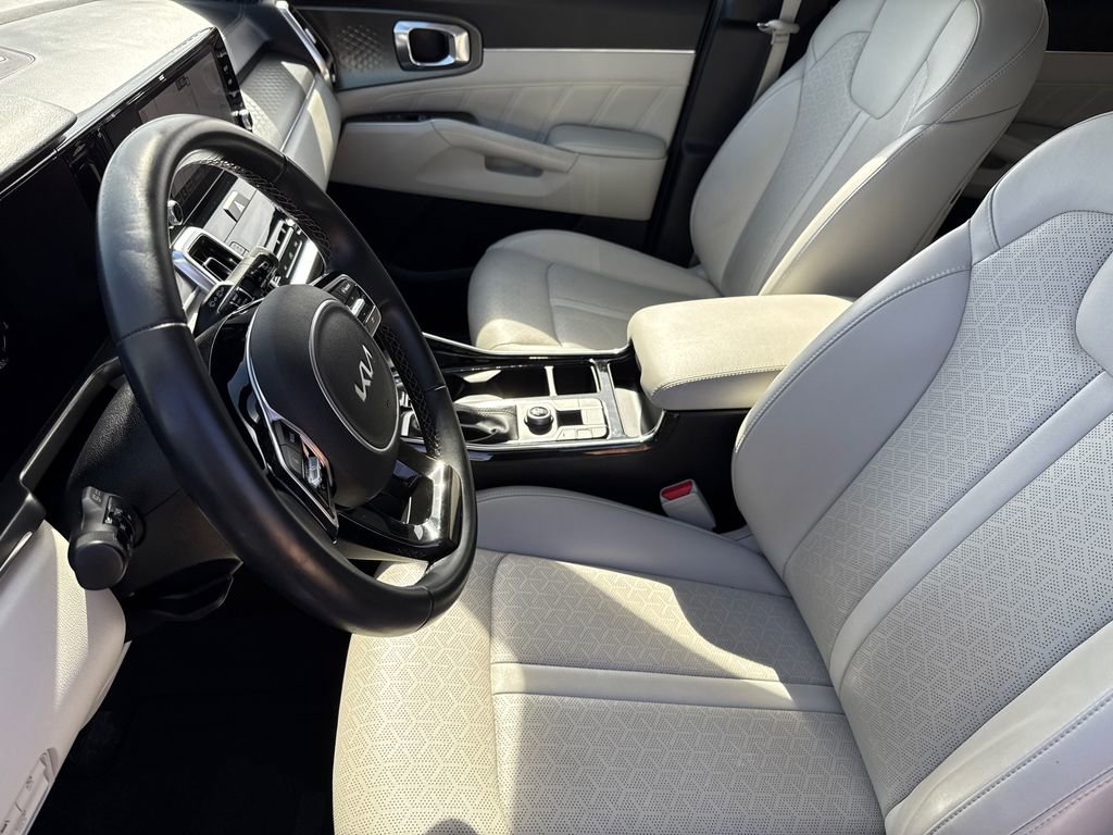 Used 2023 Kia Sorento SX FWD image 20