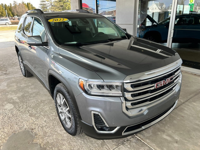 Used 2022 GMC Acadia SLT w/ LPO, Roadside Safety Package AWD/4WD image 5