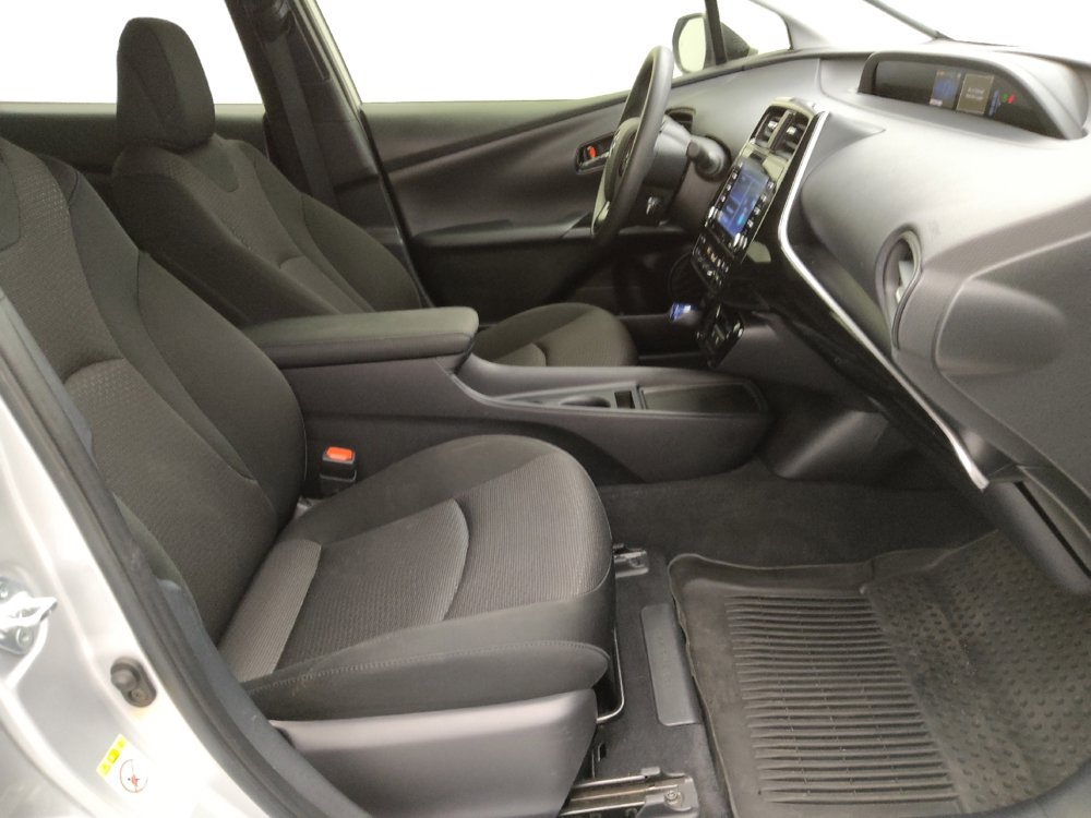 Used 2021 Toyota Prius LE FWD image 21