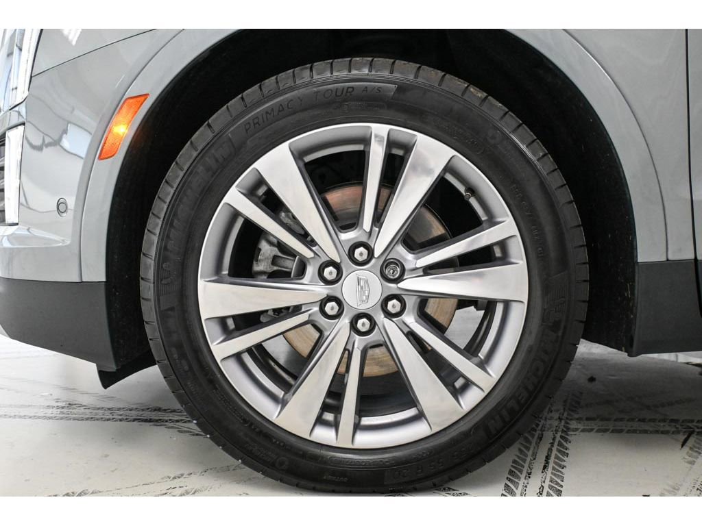 Used 2024 Cadillac XT5 Premium Luxury w/ Technology Package image 28