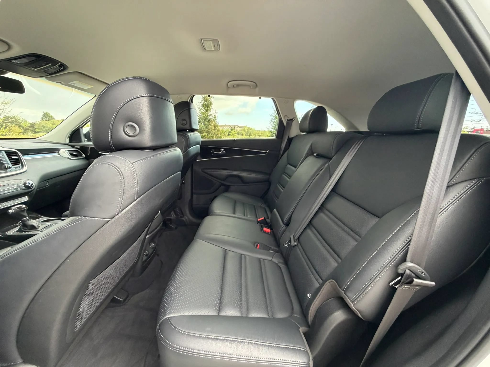 Used 2017 Kia Sorento EX FWD image 17
