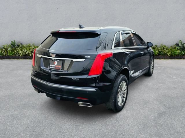 Used 2017 Cadillac XT5 Luxury w/ Driver Awareness Package AWD/4WD image 6