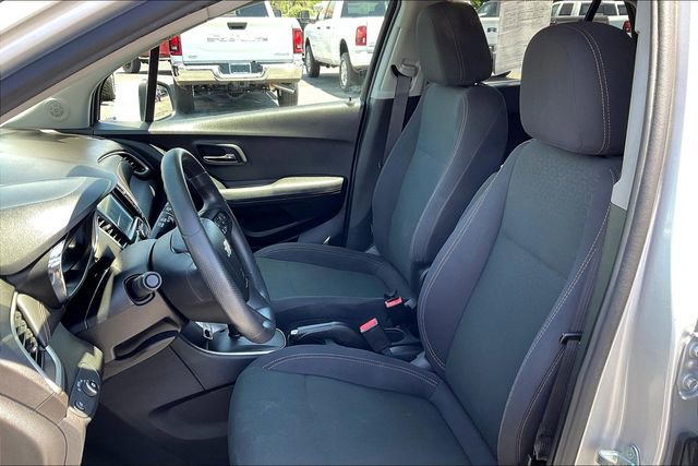 Used 2017 Chevrolet Trax LS w/ Fleet Convenience Package AWD/4WD image 25