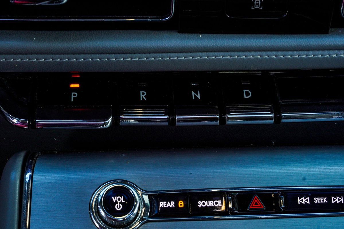 Used 2020 Lincoln Aviator Reserve w/ Equipment Group 201A image 24