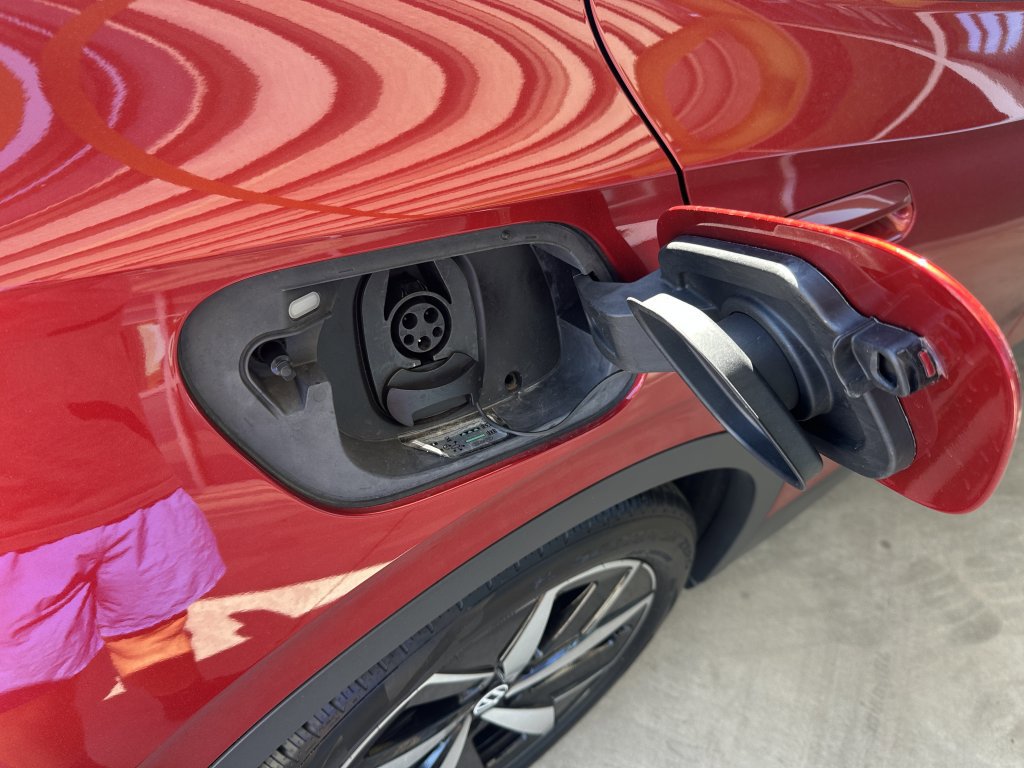 Used 2023 Volkswagen ID.4 S image 45