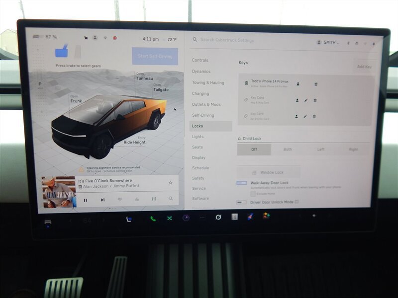 Used 2024 Tesla Cybertruck AWD Crew Cab image 36
