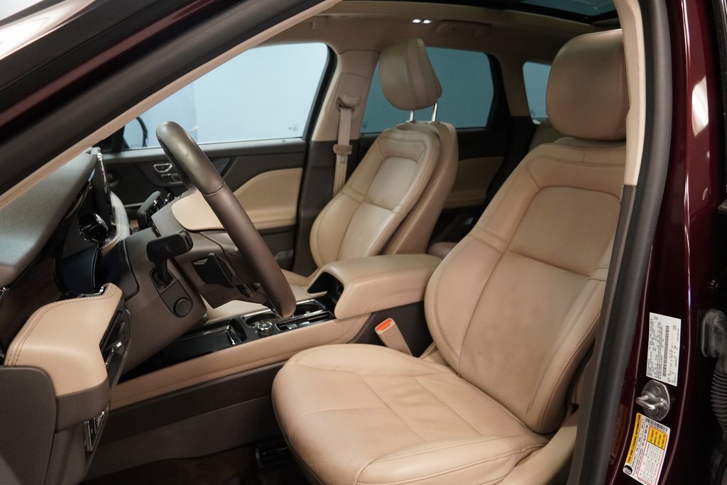 Used 2020 Lincoln Corsair Reserve w/ Elements Package image 3