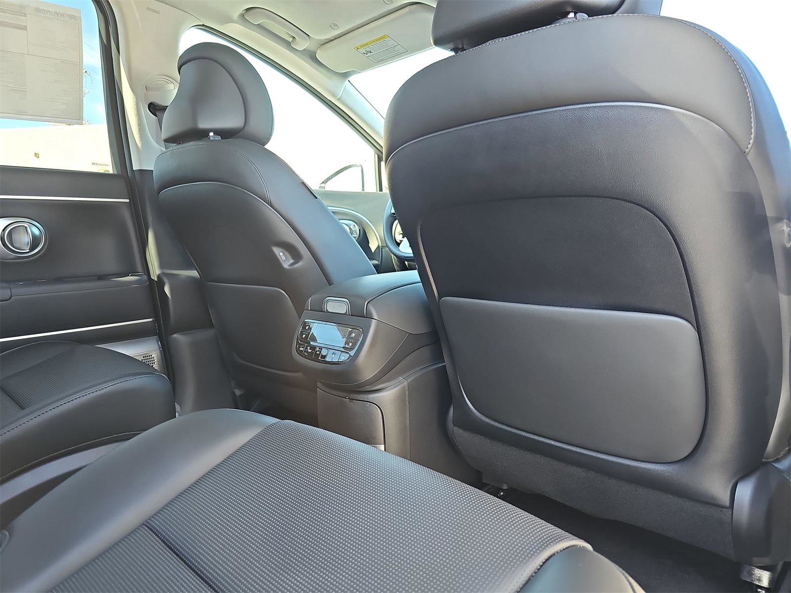 New 2026 Hyundai Ioniq 9 Calligraphy image 11