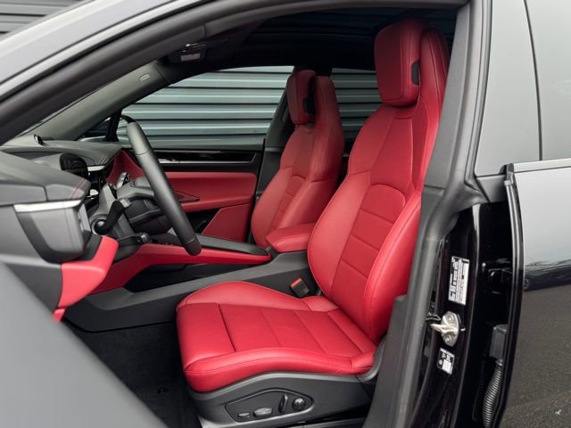 New 2026 Porsche Macan 4S Electric AWD/4WD image 4