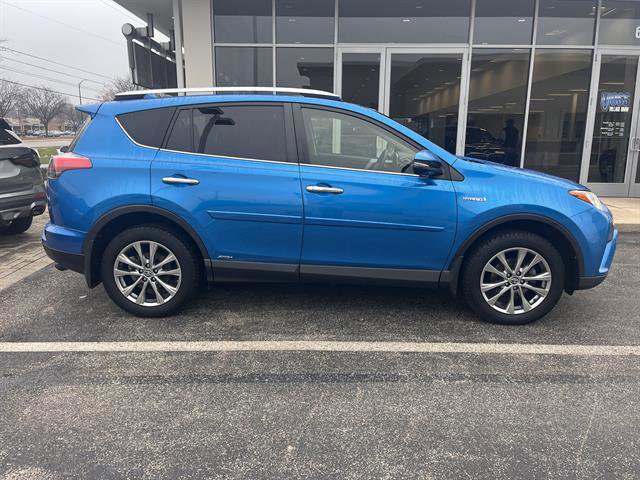 Used 2016 Toyota RAV4 Limited image 2