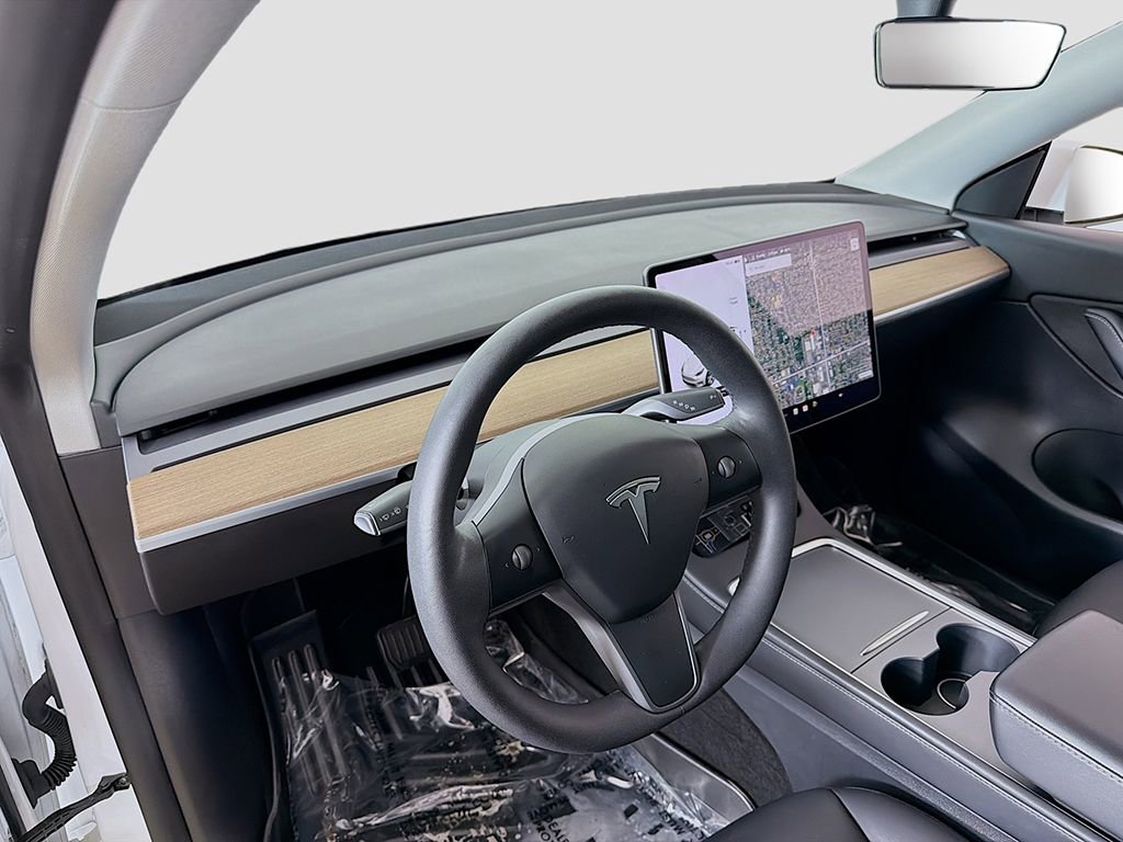 Used 2021 Tesla Model Y Long Range image 20