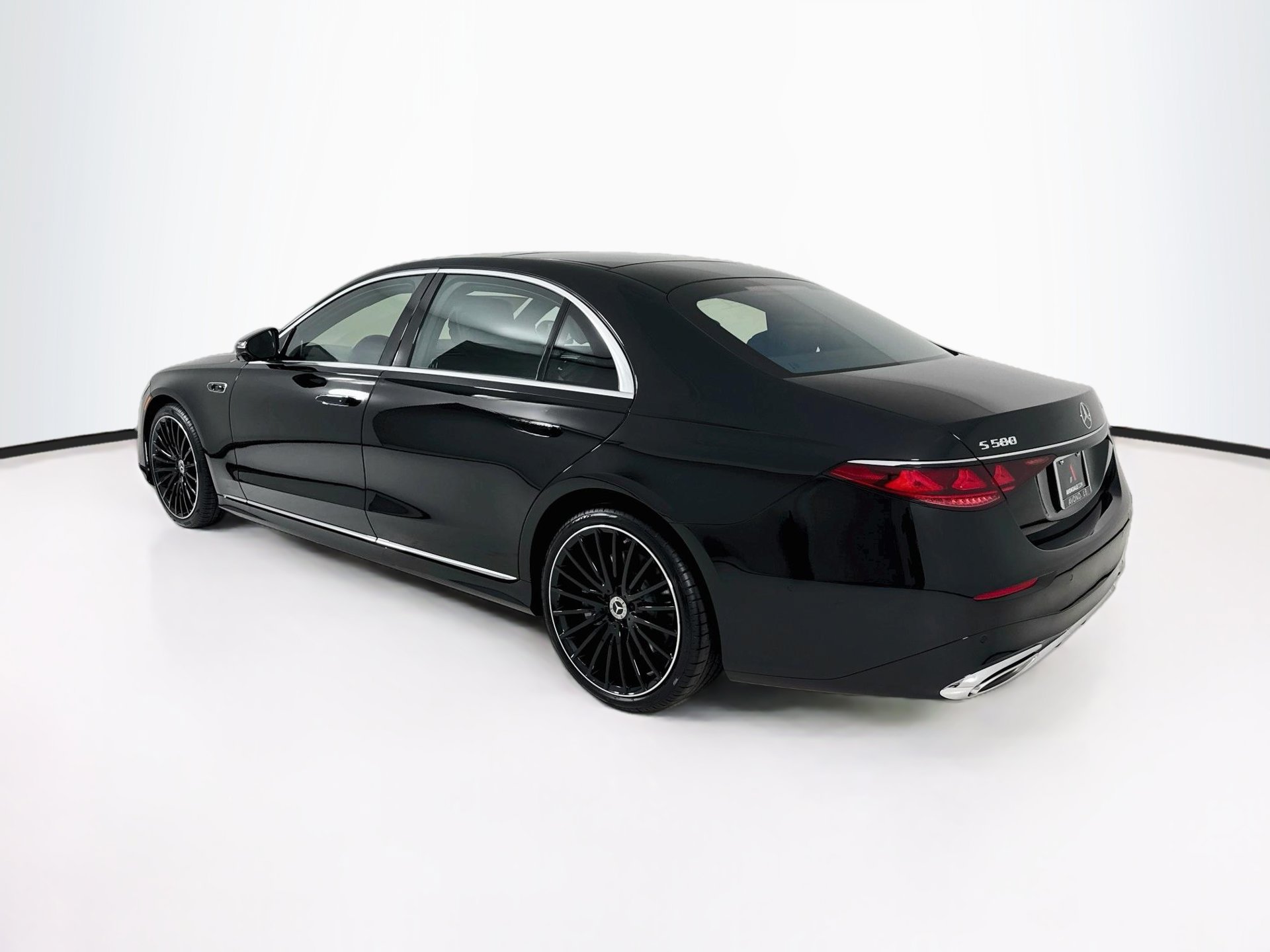 New 2027 Mercedes-Benz S 580 4MATIC Sedan image 6
