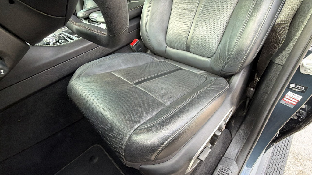 Used 2023 Jeep Wagoneer Series II AWD/4WD image 15