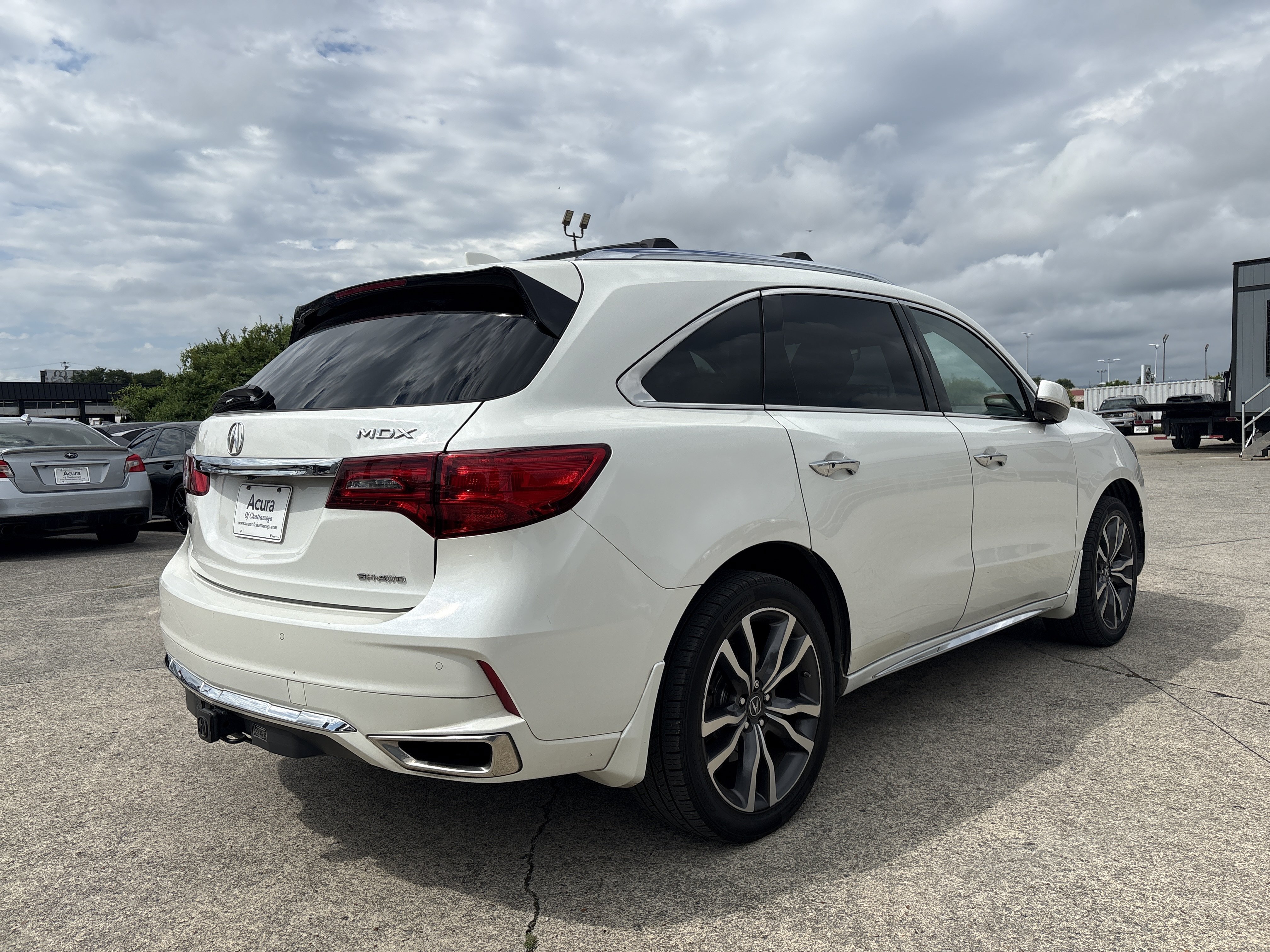 Used 2019 Acura MDX w/ Advance Package AWD/4WD image 3