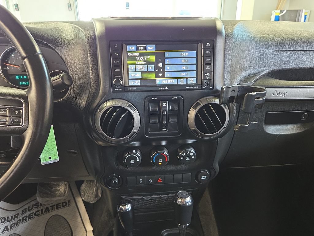Used 2015 Jeep Wrangler Unlimited Sport w/ Power Convenience Group AWD/4WD image 21