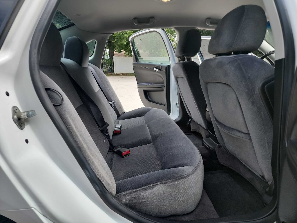 Used 2014 Chevrolet Impala Limited LS FWD image 23