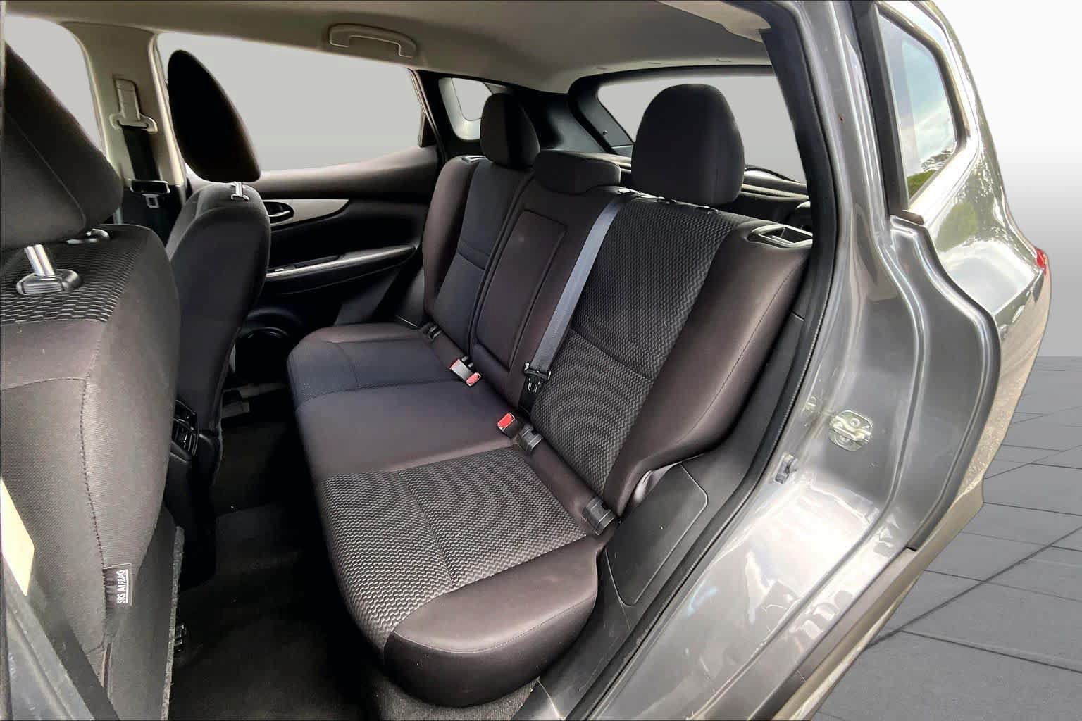 Used 2019 Nissan Rogue Sport S AWD/4WD image 19