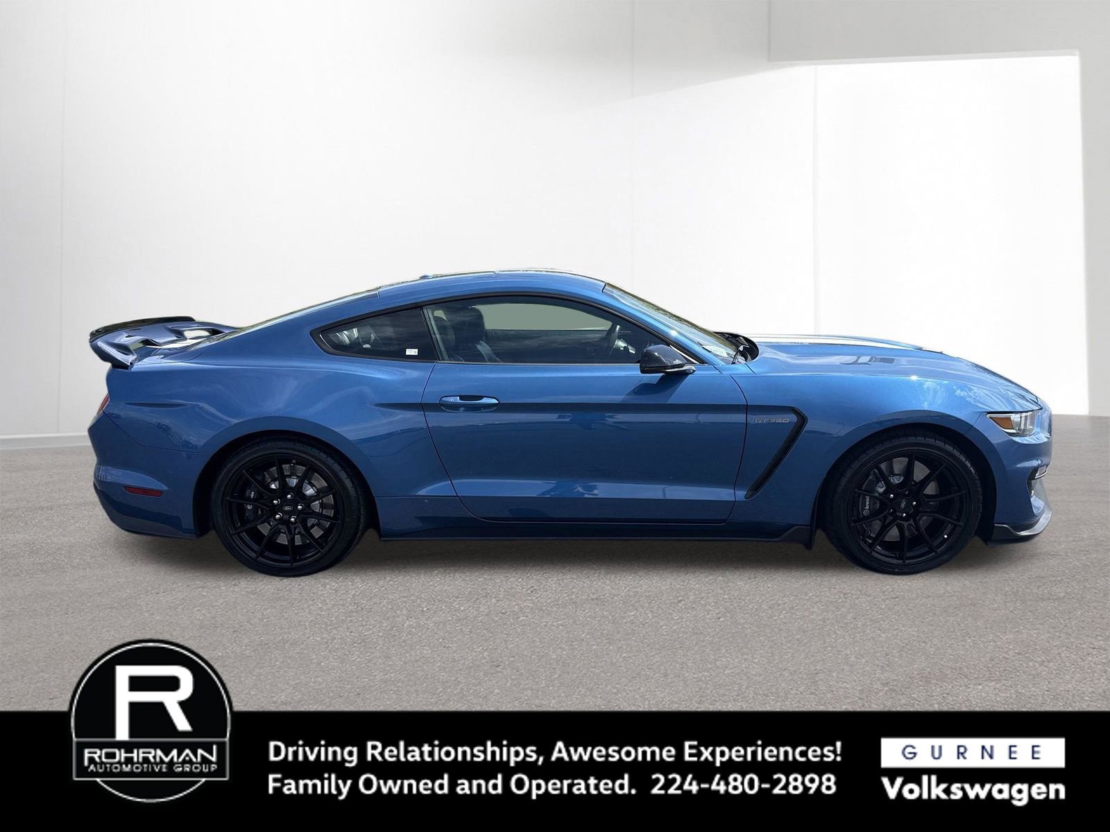 Used 2019 Ford Mustang Shelby GT350 w/ Technology Package image 10