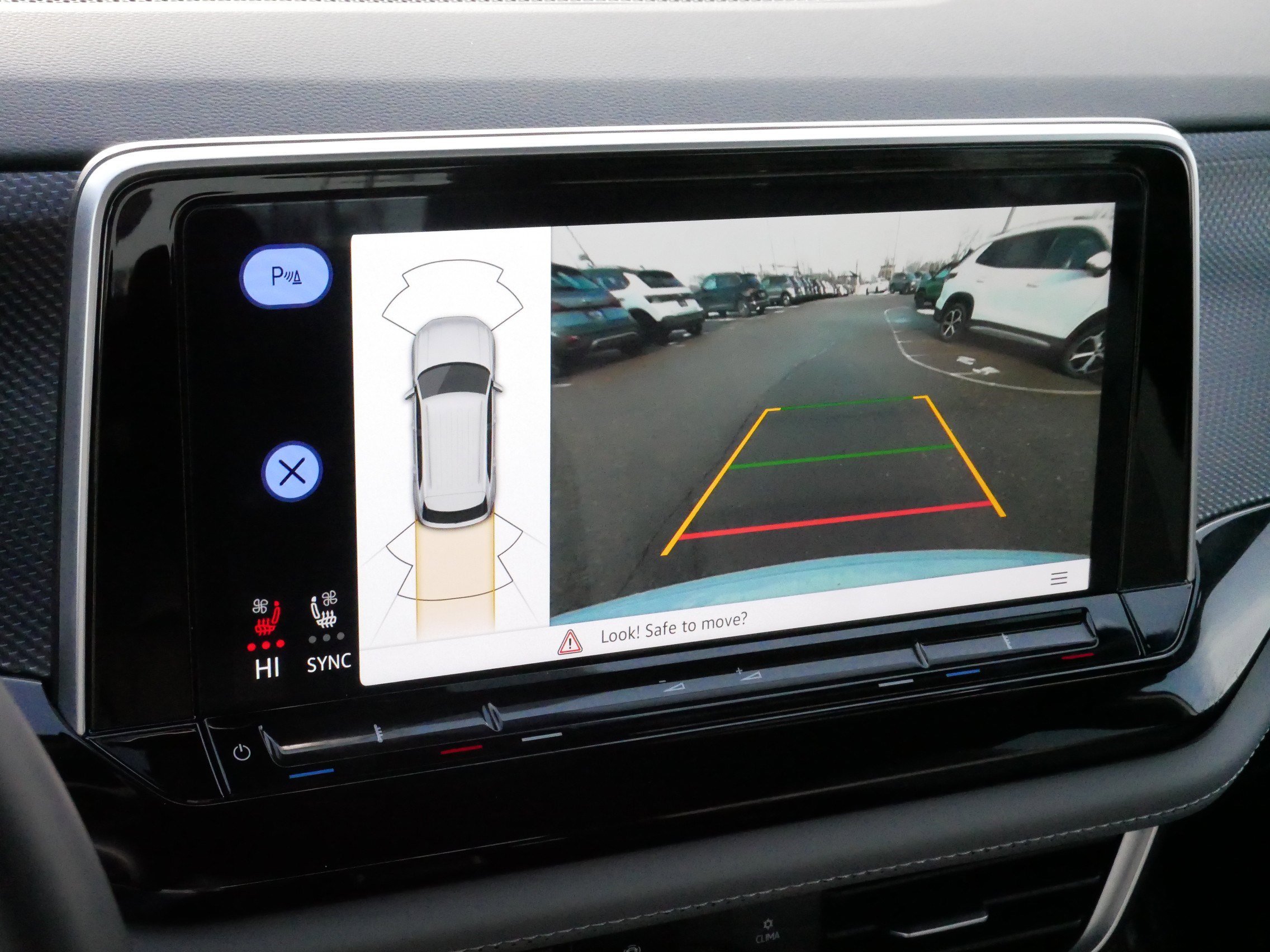 Used 2024 Volkswagen Atlas Cross Sport SEL R-Line image 32