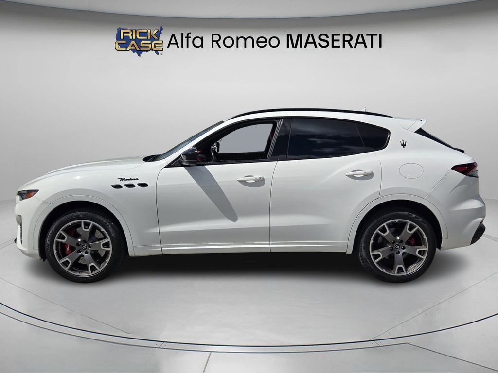 Used 2022 Maserati Levante Modena image 3