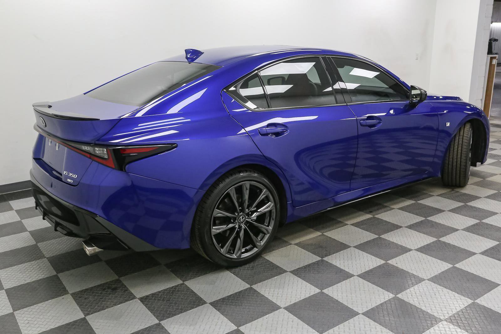 Used 2025 Lexus IS 350 F Sport w/ Navigation Package image 9