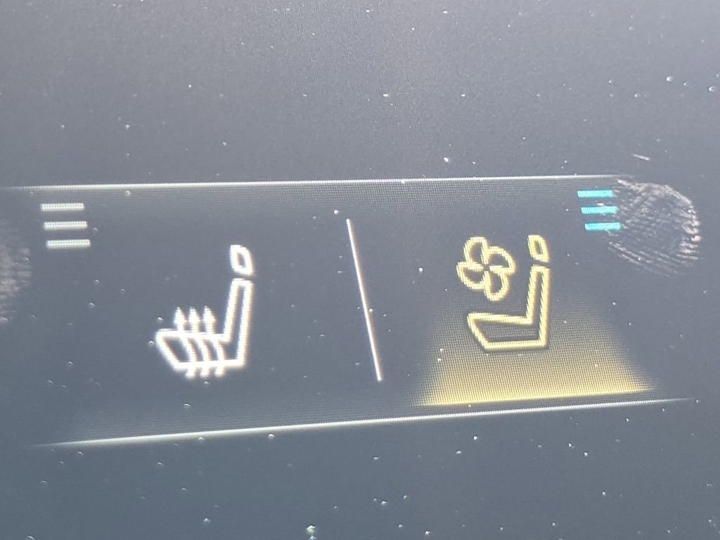 New 2025 INFINITI QX80 Sensory image 11