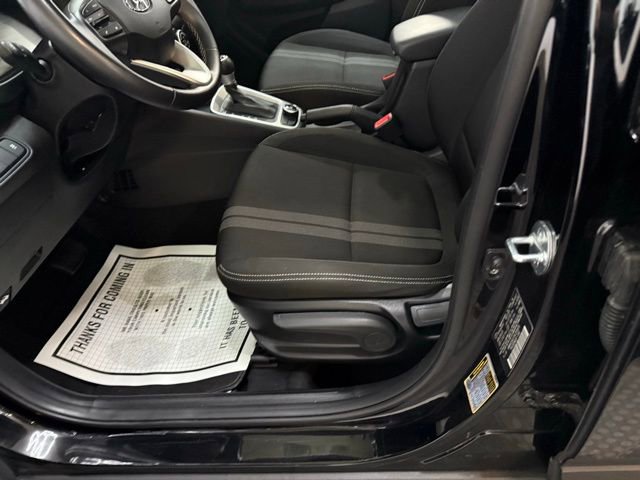 Certified 2023 Hyundai Venue SEL w/ Cargo Package image 22