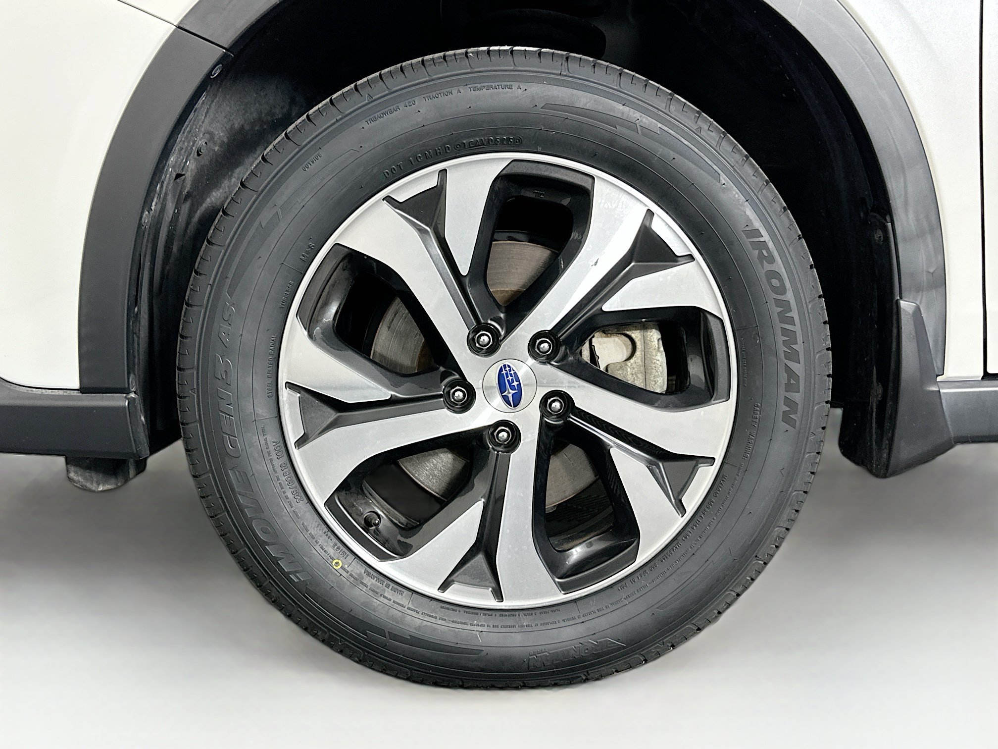 Used 2020 Subaru Outback Touring w/ Popular Package #2 AWD/4WD image 11